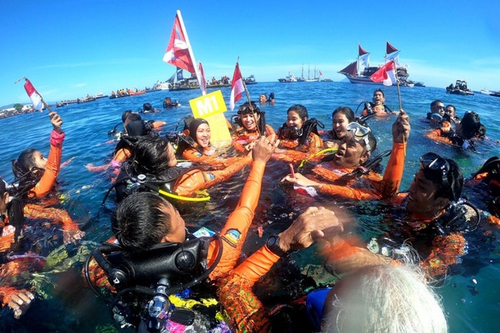 3.000 Penyelam Pecahkan Tiga Rekor Dunia